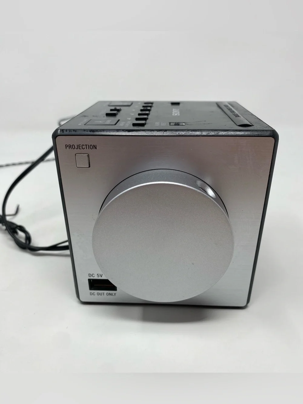 Sony ICF-C1PJ Alarm Clock Radio with Time Projection (Black)